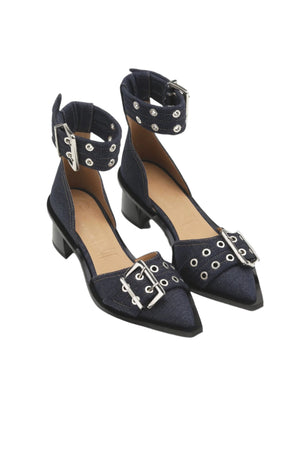 Feminine Buckle Pump